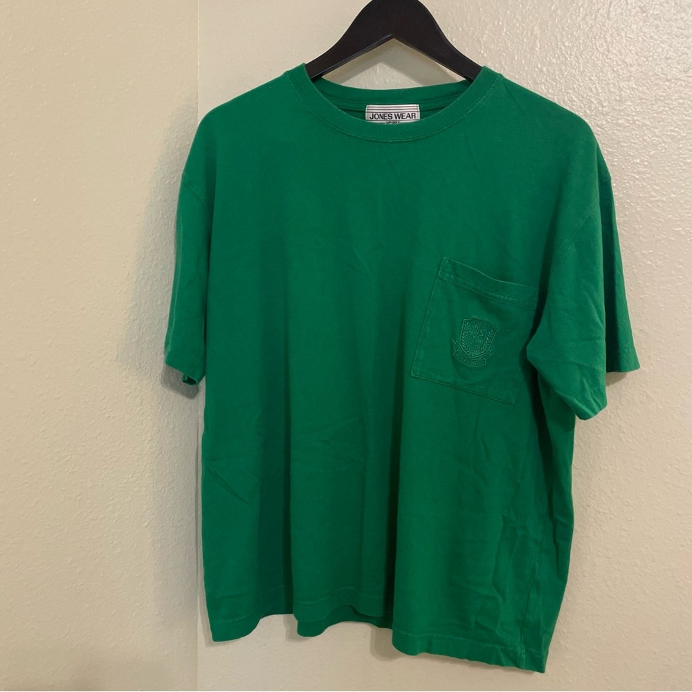 Jones Wear Unisex Green Pocket T-Shirt